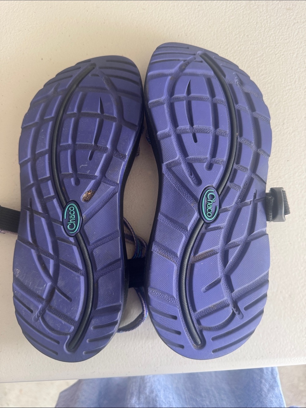 Chaco Women's Multi-Color Strap Black Footbed Sandals Sz 7 View 3
